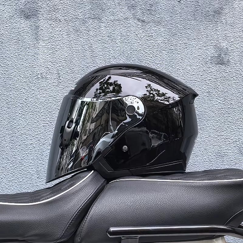 Motorcycle Helmet - All Season, Double Lens